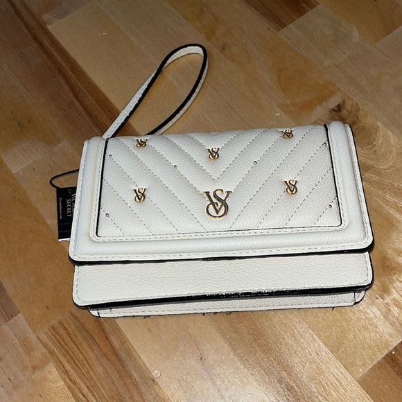 Victoria secret phone wristlet - Picture 3 of 6